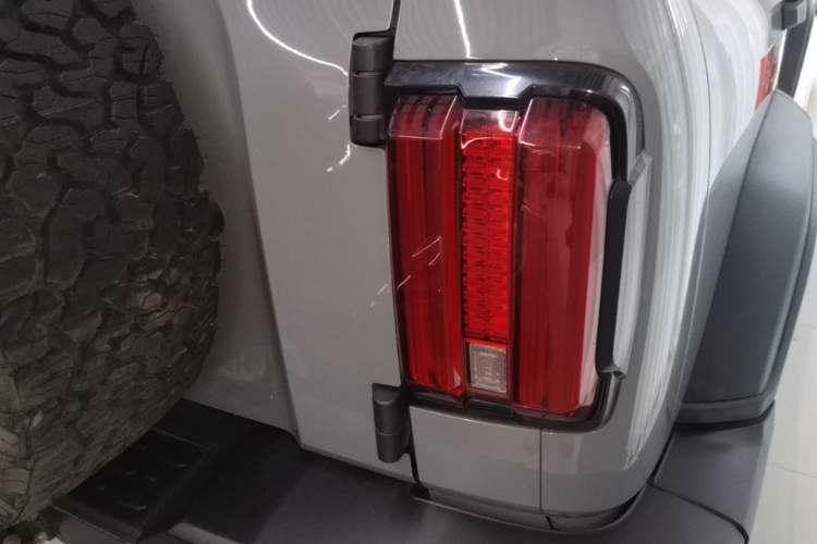 Used Tank 300 2021 Off-Road Edition 2.0T Challenger Right Rear Taillight