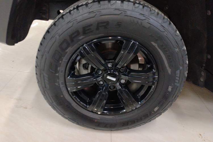 Used Tank 300 2021 Off-Road Edition 2.0T Conqueror Right Rear Wheel Hub