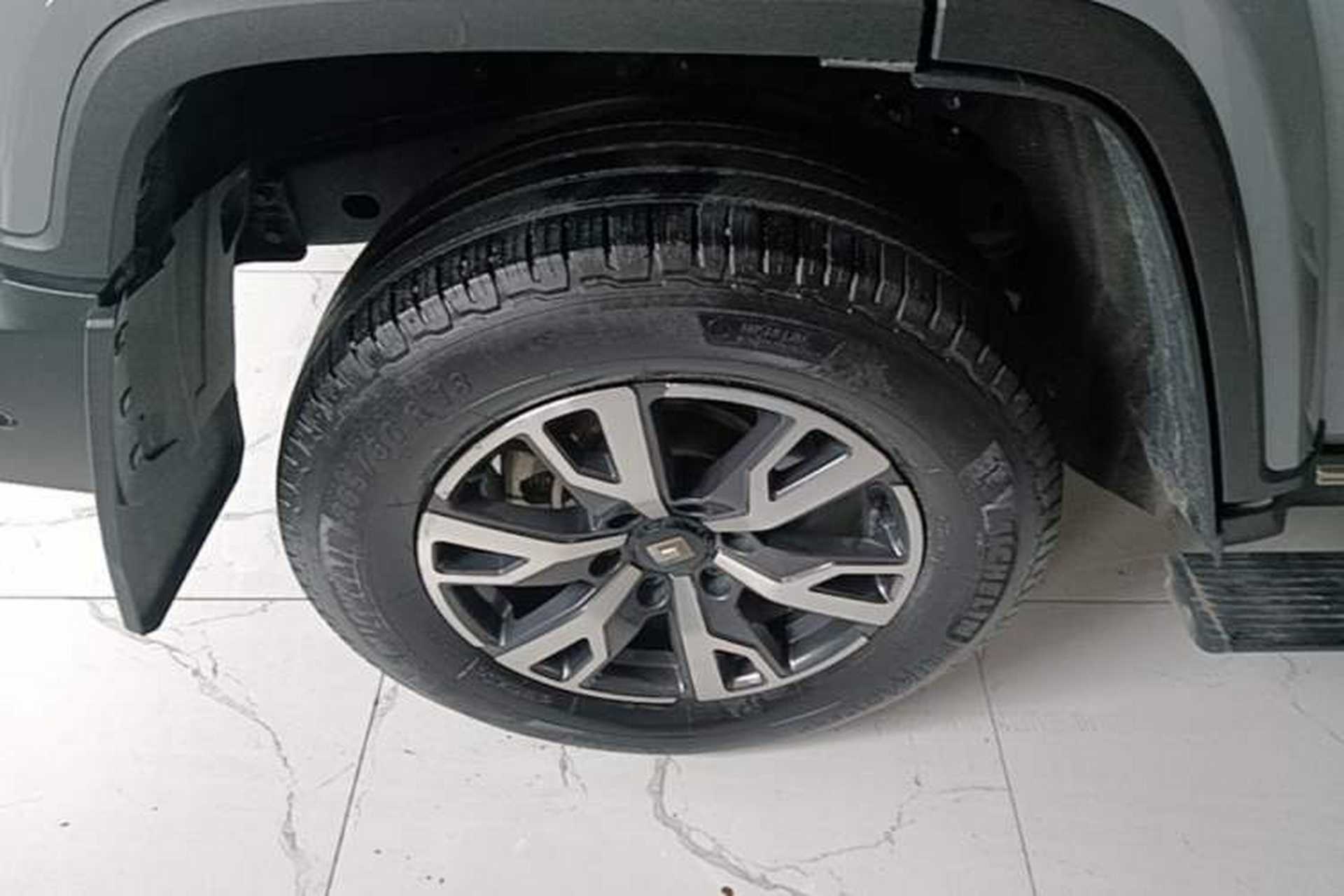 Used Tank 300 2021 City Edition 2.0T—Truly Stylish Right Rear Wheel Hub