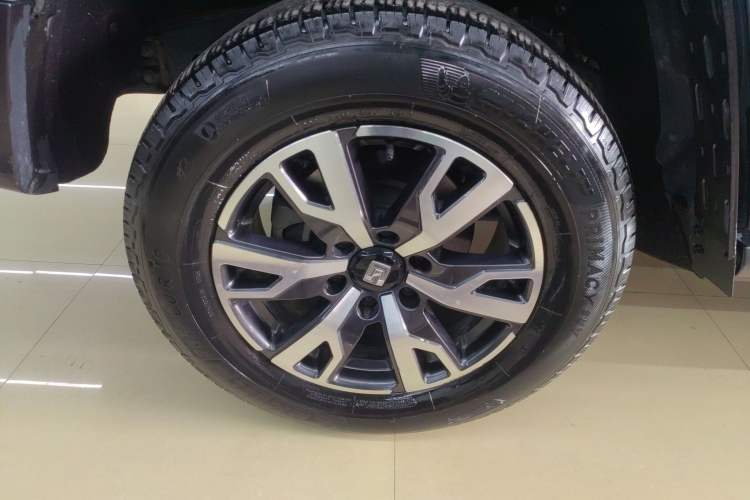 Used Tank 300 2021 City Edition 2.0T—Truly Stylish Right Rear Wheel Hub
