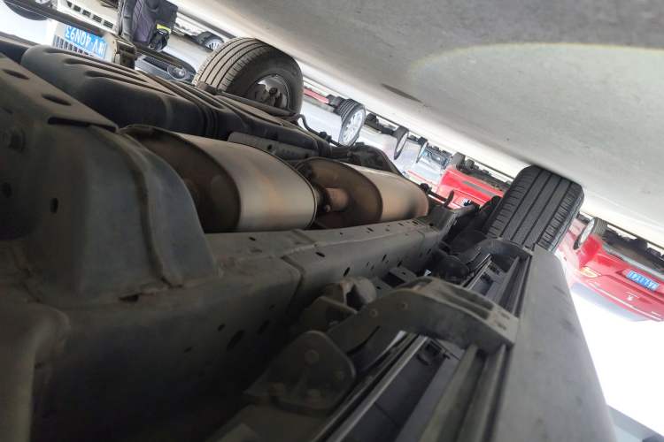 Used Tank 300 2021 City Edition 2.0T—Truly Stylish Right Side Sill