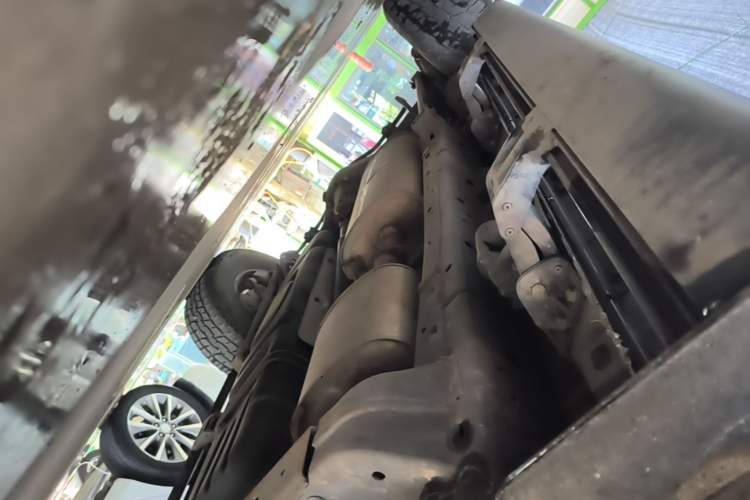 Used Tank 300 2021 City Edition 2.0T—Truly Stylish Right Side Sill
