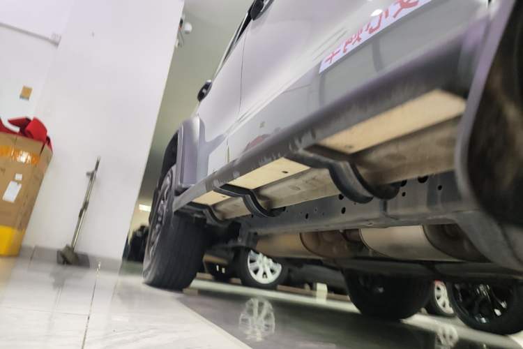 Used Tank 300 2021 Off-Road Edition 2.0T Conqueror Right Side Sill