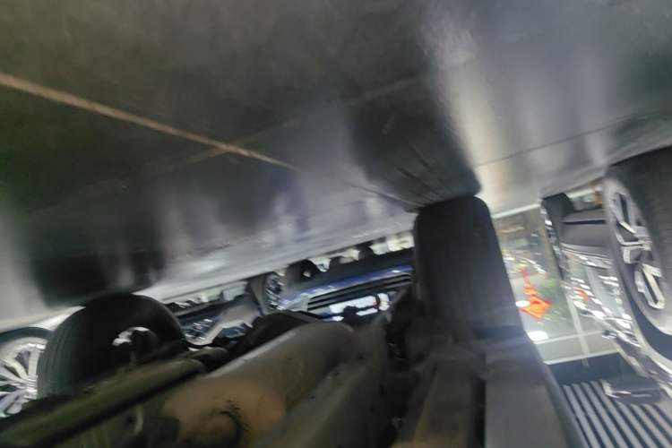 Used Tank 300 2021 Off-Road Edition 2.0T Challenger Right Side Sill
