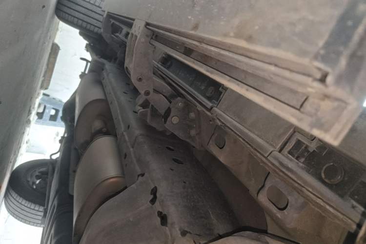 Used Tank 300 2021 City Edition 2.0T—Truly Stylish Right Side Sill