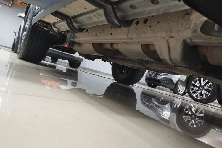 Used Tank 300 2021 Off-Road Edition 2.0T Conqueror Right Side Sill