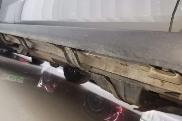 Used Tank 300 2021 Off-Road Edition 2.0T Challenger Right Side Sill