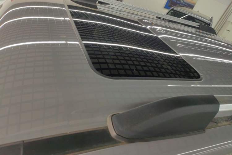 Used Tank 300 2021 City Edition 2.0T—Truly Stylish Roof