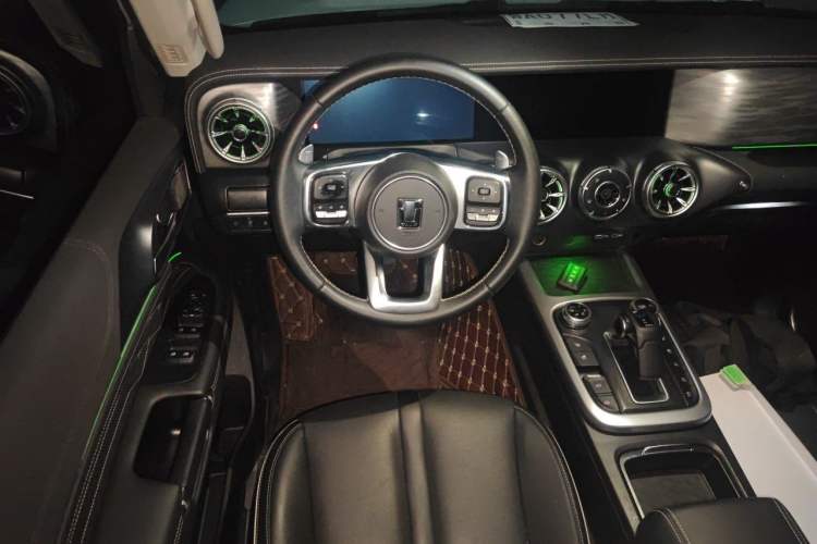Used Tank 300 2021 City Edition 2.0T—Truly Stylish Steering Wheel