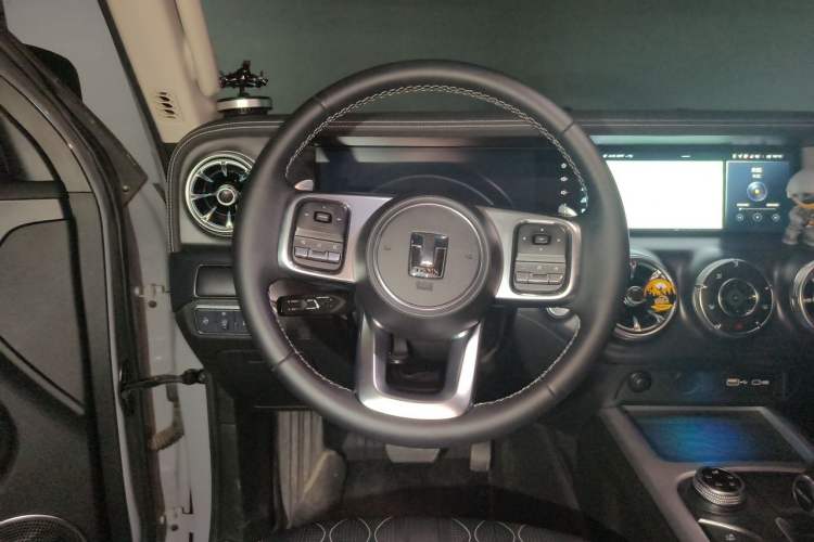 Used Tank 300 2021 Off-Road Edition 2.0T Challenger Steering Wheel
