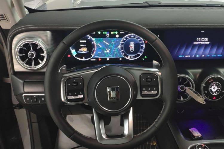 Used Tank 300 2021 City Edition 2.0T—Truly Stylish Steering Wheel
