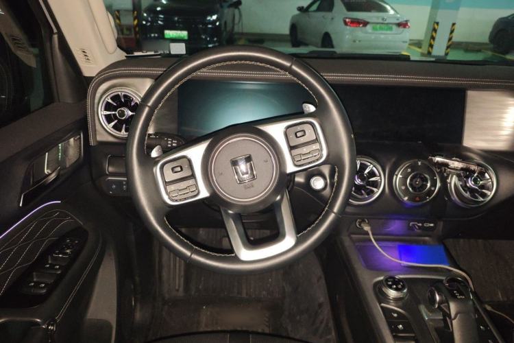 Used Tank 300 2021 City Edition 2.0T—Truly Stylish Steering Wheel