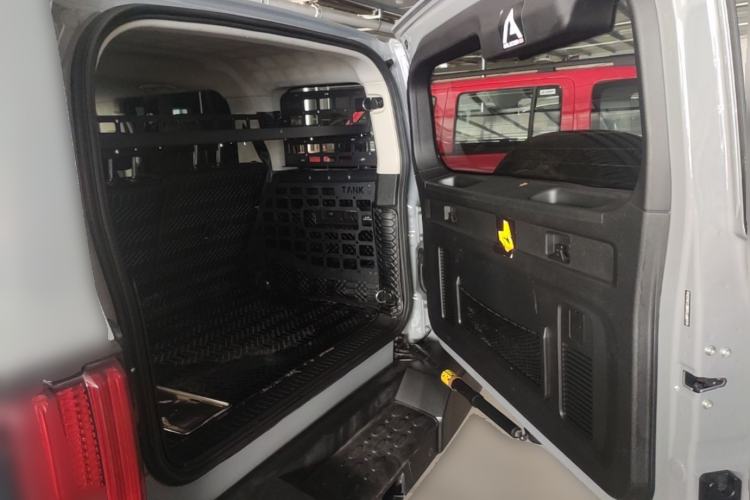 Used Tank 300 2021 Off-Road Edition 2.0T Challenger Trunk