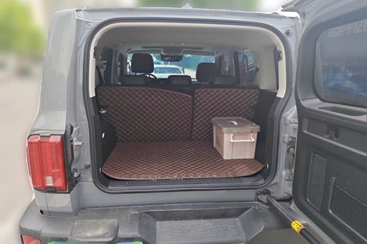 Used Tank 300 2021 Off-Road Edition 2.0T Conqueror Trunk