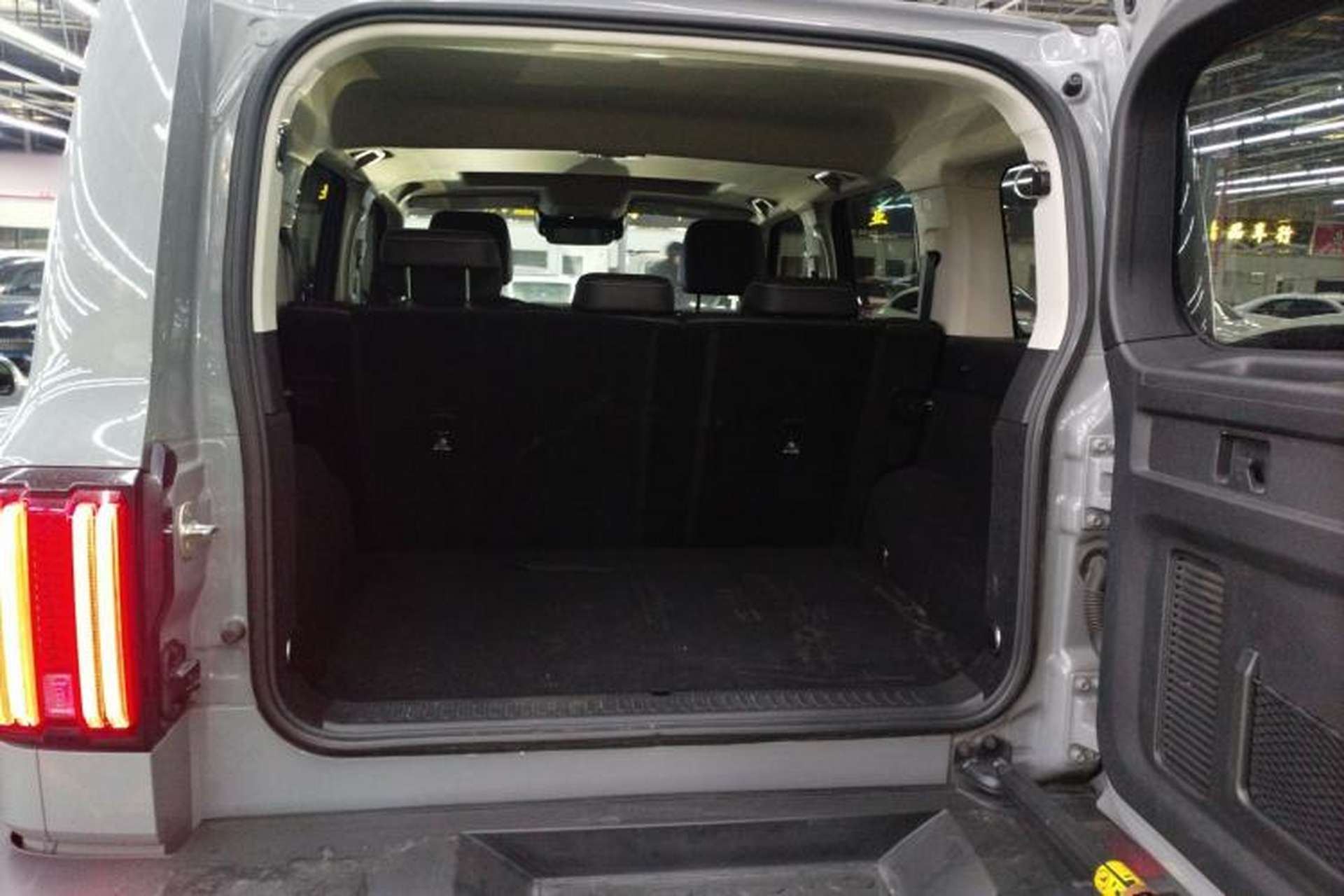 Used Tank 300 2021 City Edition 2.0T—Truly Stylish Trunk