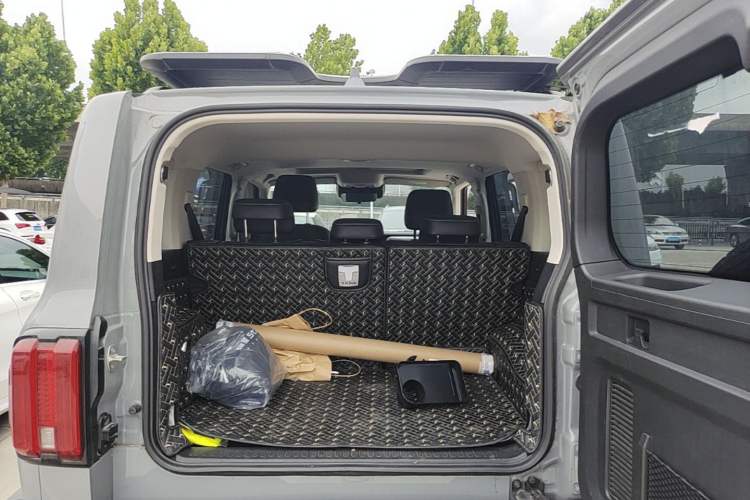 Used Tank 300 2021 Off-Road Edition 2.0T Conqueror Trunk