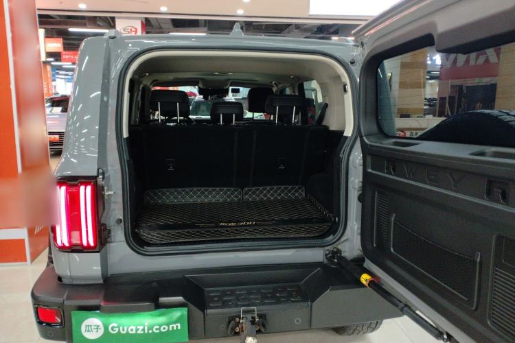 Used Tank 300 2021 Off-Road Edition 2.0T Conqueror Trunk
