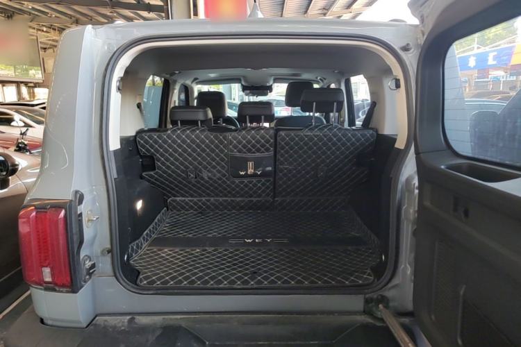 Used Tank 300 2021 Off-Road Edition 2.0T Conqueror Trunk