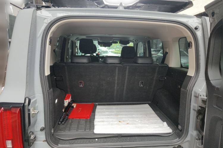 Used Tank 300 2021 Off-Road Edition 2.0T Conqueror Trunk