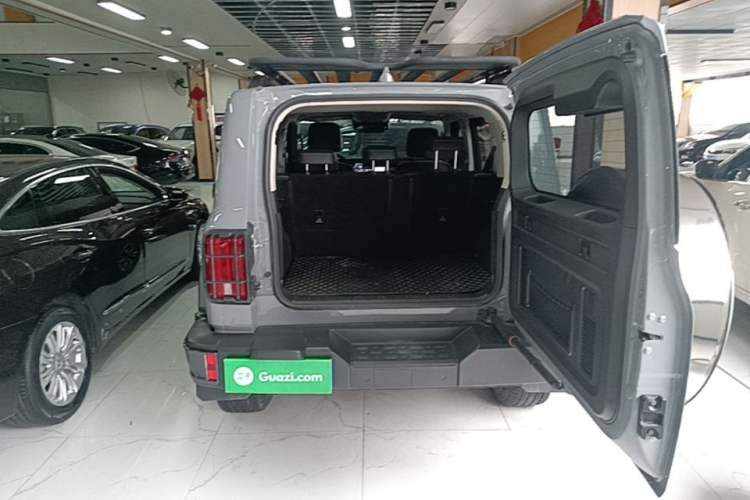 Used Tank 300 2021 City Edition 2.0T—Truly Stylish Trunk