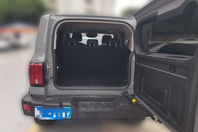 Used Tank 300 2021 Off-Road Edition 2.0T Conqueror Trunk