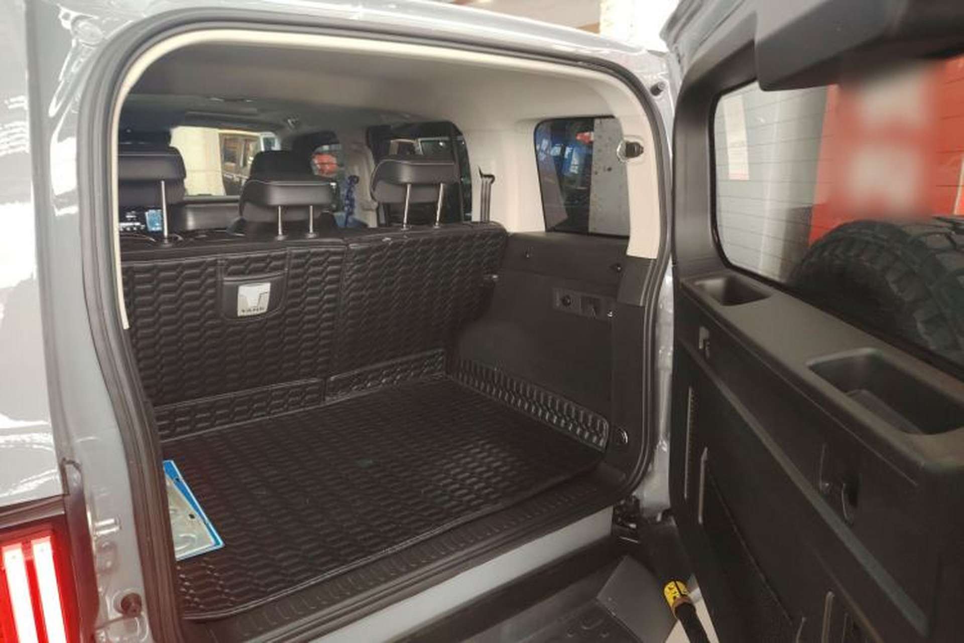 Used Tank 300 2021 Off-Road Edition 2.0T Conqueror Trunk