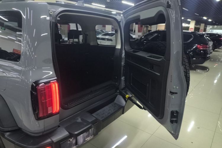 Used Tank 300 2021 Off-Road Edition 2.0T Conqueror Trunk