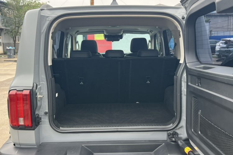 Used Tank 300 2021 Off-Road Edition 2.0T Challenger Trunk