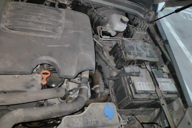 Used Tank 300 2021 City Edition 2.0T—Truly Stylish Engine Bay Left