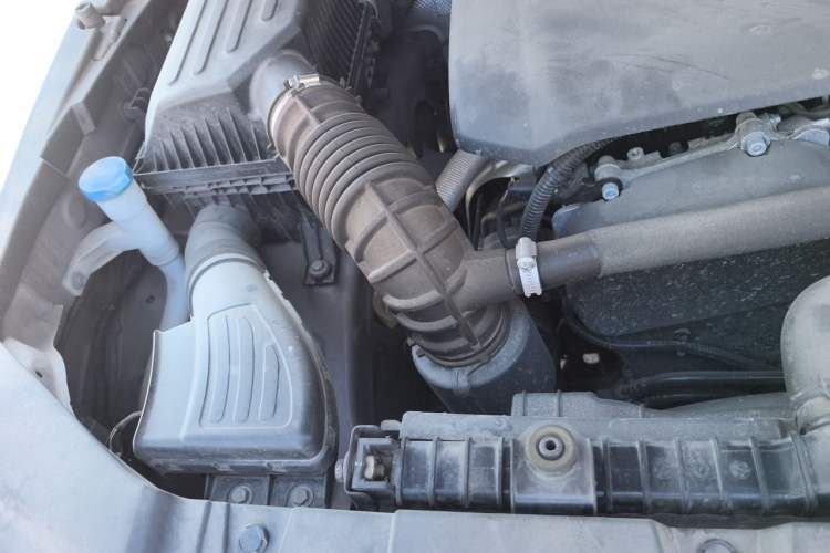 Used Tank 300 2021 City Edition 2.0T—Truly Stylish Engine Bay Right