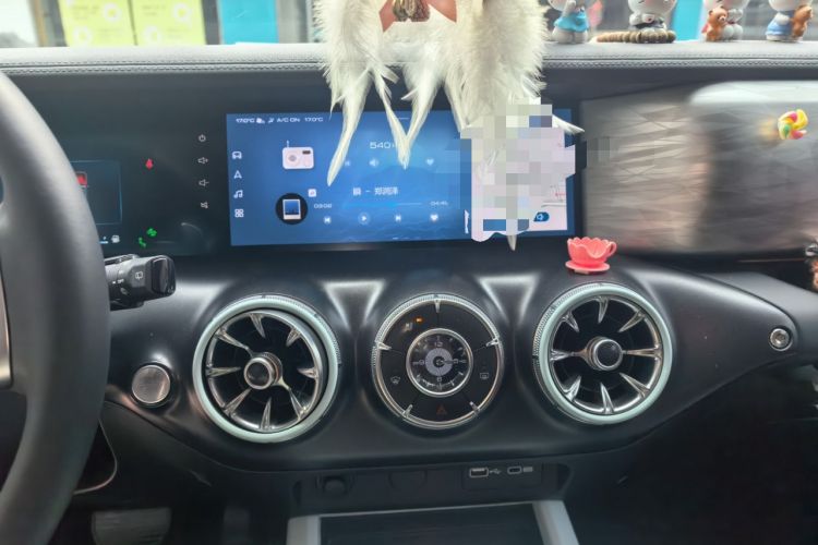 Used Tank 300 2021 City Edition 2.0T—Truly Stylish Audio And AC Panel