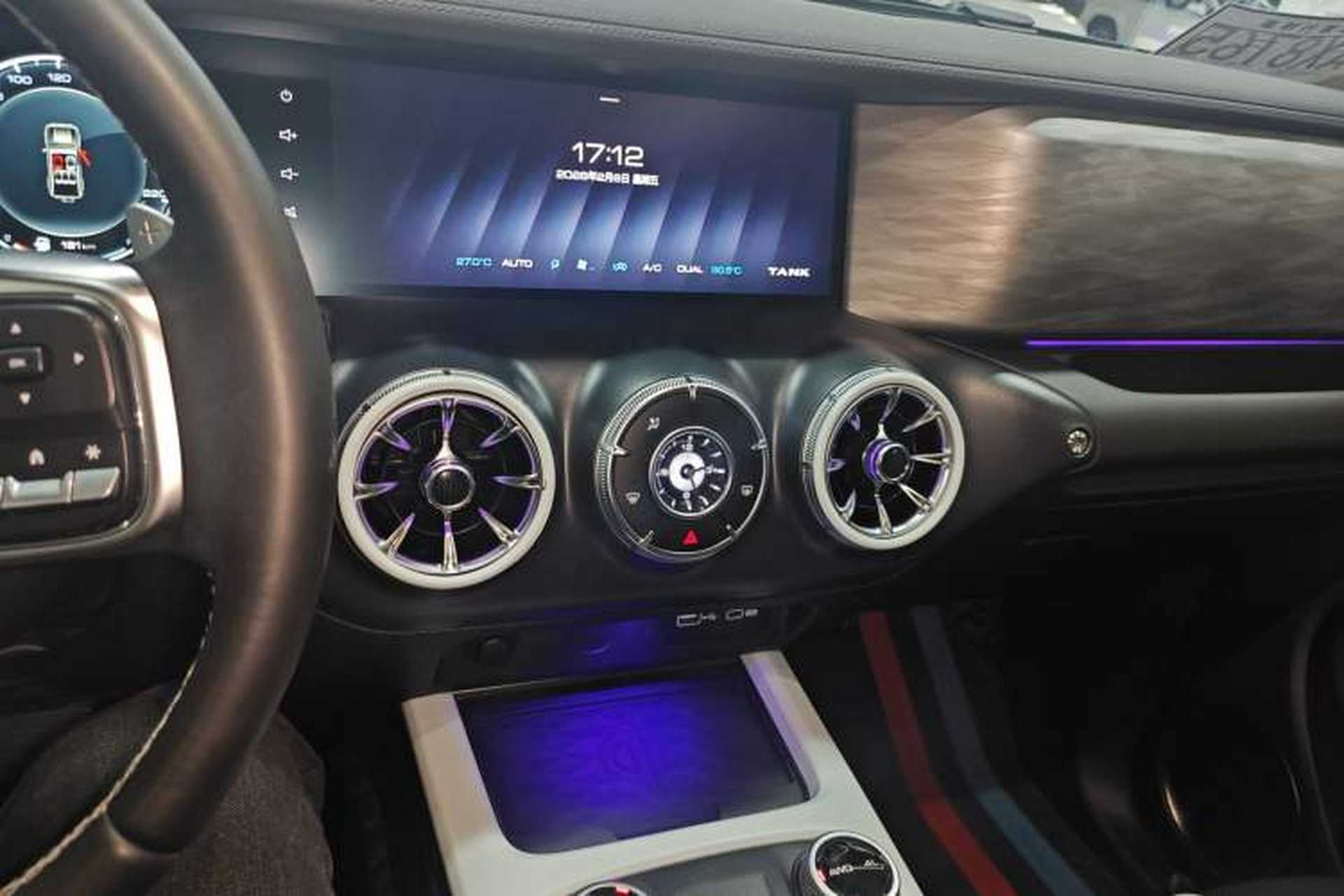 Used Tank 300 2021 City Edition 2.0T—Truly Stylish Audio And AC Panel