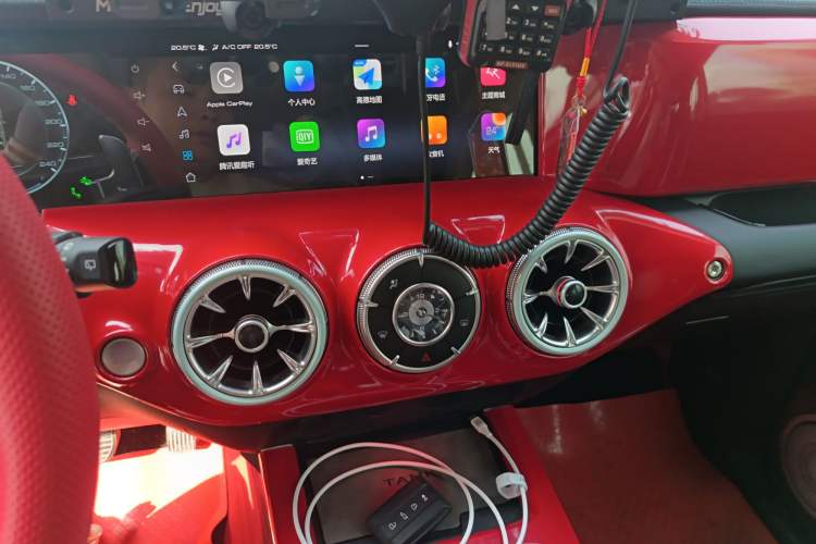 Used Tank 300 2021 City Edition 2.0T—Truly Stylish Audio And AC Panel