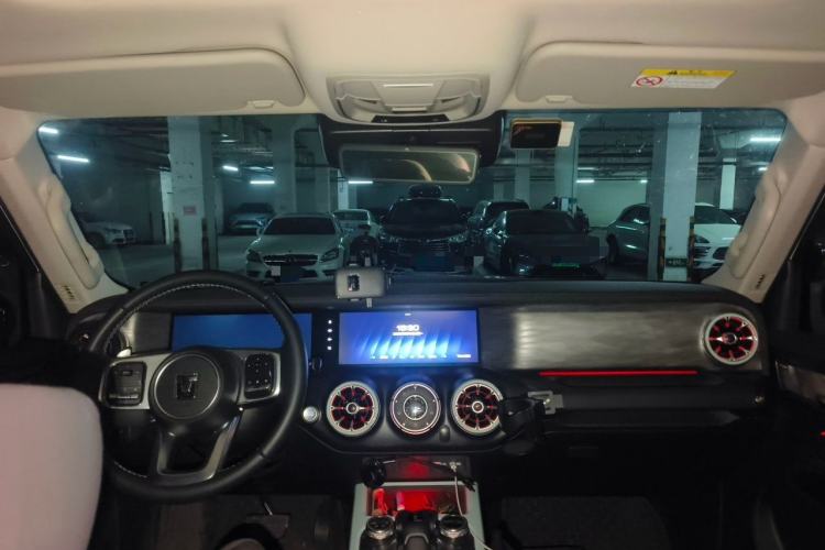 Used Tank 300 2021 City Edition 2.0T—Truly Stylish Center Console