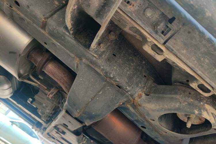 Used Tank 300 2021 2.0T Wind & Forest Iron Rider Chassis Front Right