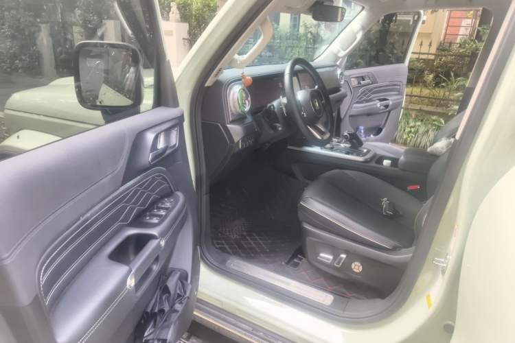 Used Tank 300 2021 City Edition 2.0T—Truly Stylish Driver Seat