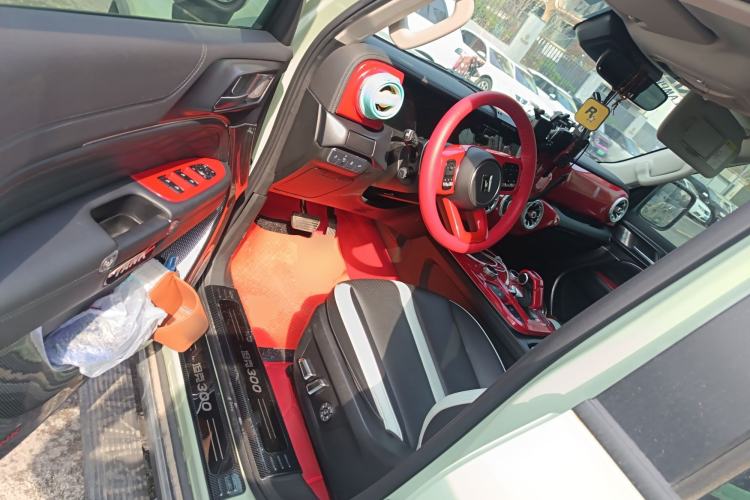 Used Tank 300 2021 City Edition 2.0T—Truly Stylish Driver Seat