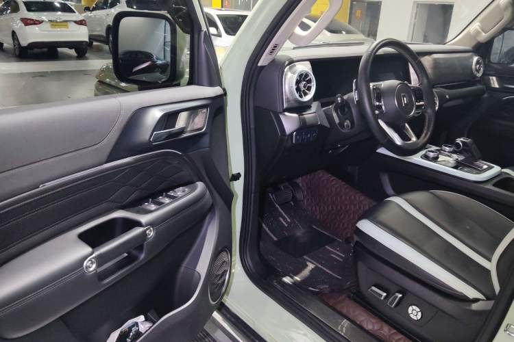 Used Tank 300 2021 City Edition 2.0T—Truly Stylish Driver Seat