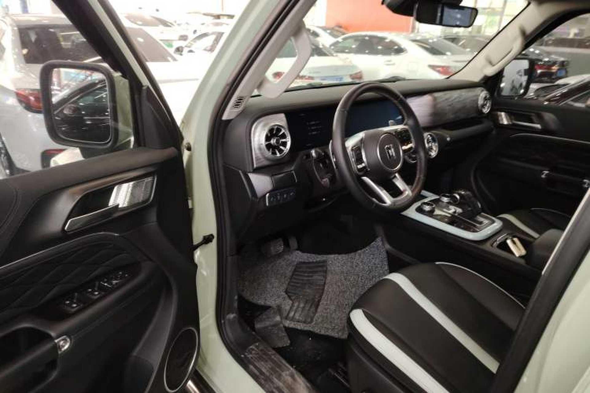 Used Tank 300 2021 City Edition 2.0T—Truly Stylish Driver Seat