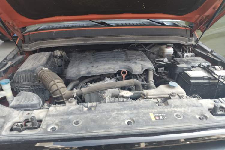 Used Tank 300 2021 Off-Road Edition 2.0T Challenger Engine Bay