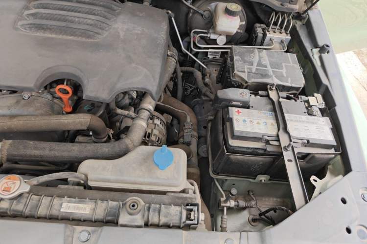 Used Tank 300 2021 City Edition 2.0T—Truly Stylish Engine Bay Left