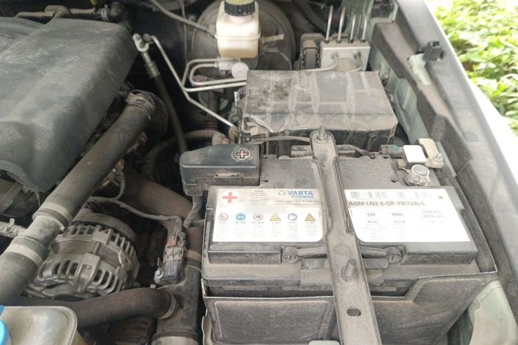 Used Tank 300 2021 City Edition 2.0T—Truly Stylish Engine Bay Left