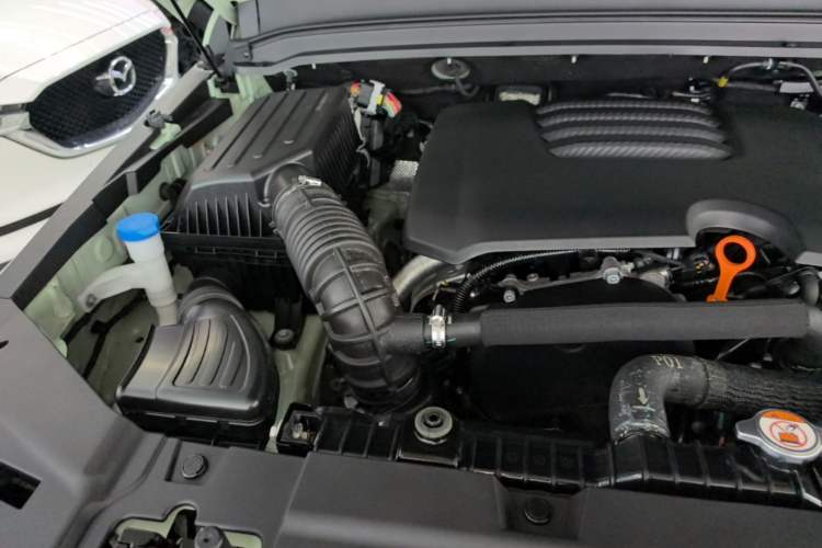 Used Tank 300 2021 City Edition 2.0T—Truly Stylish Engine Bay Right
