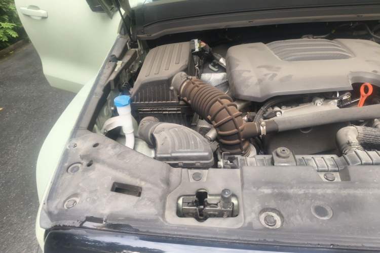 Used Tank 300 2021 City Edition 2.0T—Truly Stylish Engine Bay Right