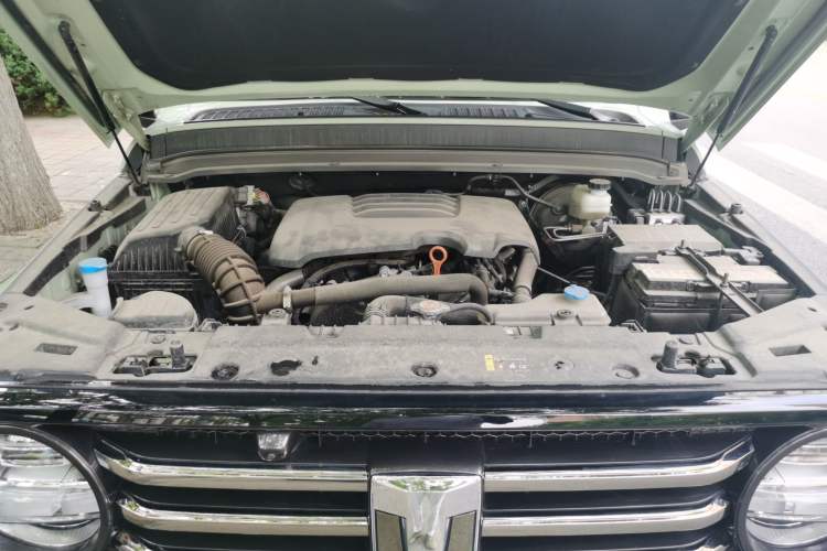 Used Tank 300 2021 City Edition 2.0T—Truly Stylish Engine Bay