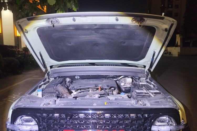 Used Tank 300 2021 City Edition 2.0T—Truly Stylish Engine Bay