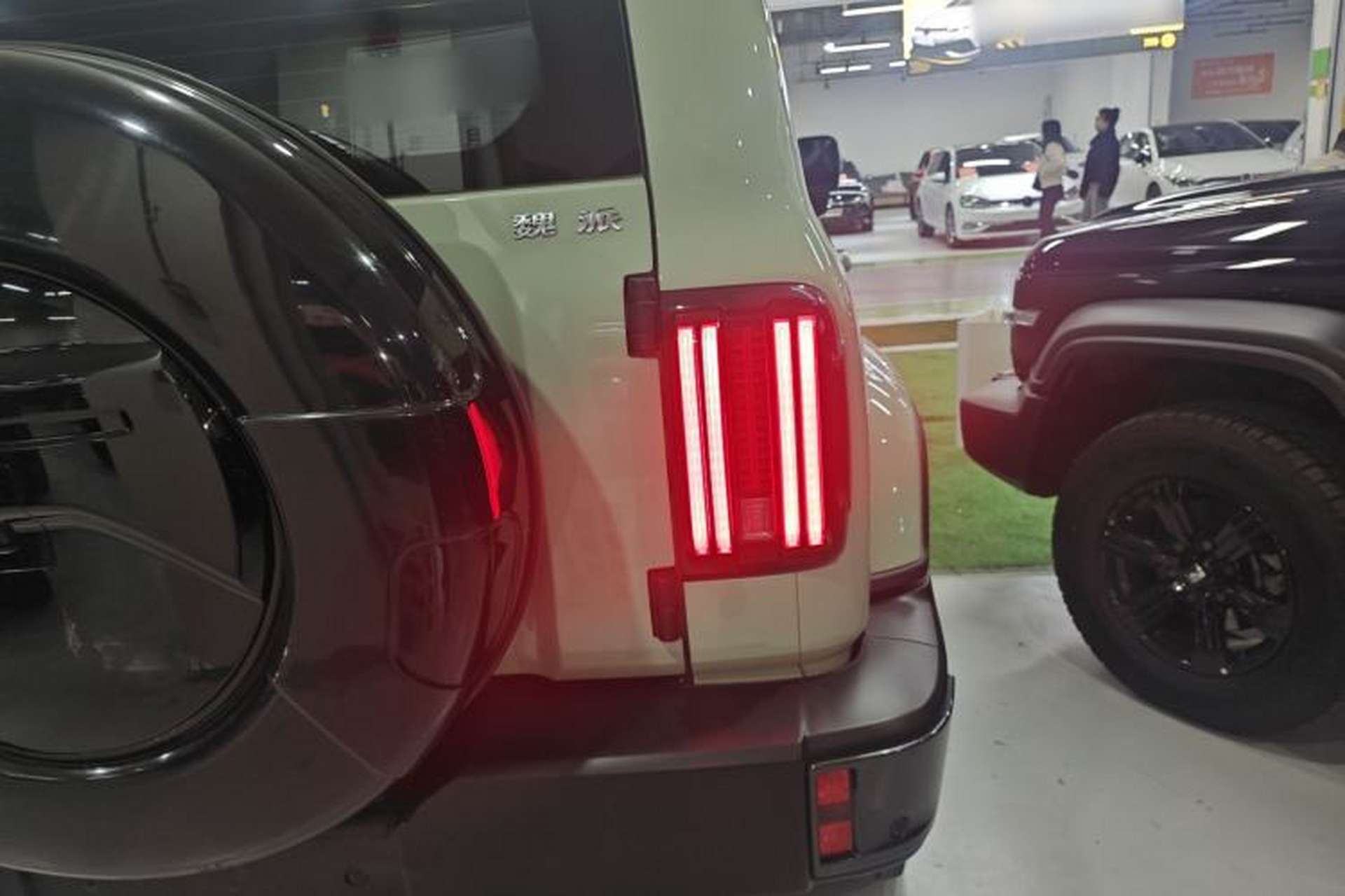 Used Tank 300 2021 City Edition 2.0T—Truly Stylish Exterior 3