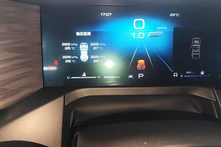 Used Tank 300 2021 City Edition 2.0T—Truly Stylish Instrument Cluster