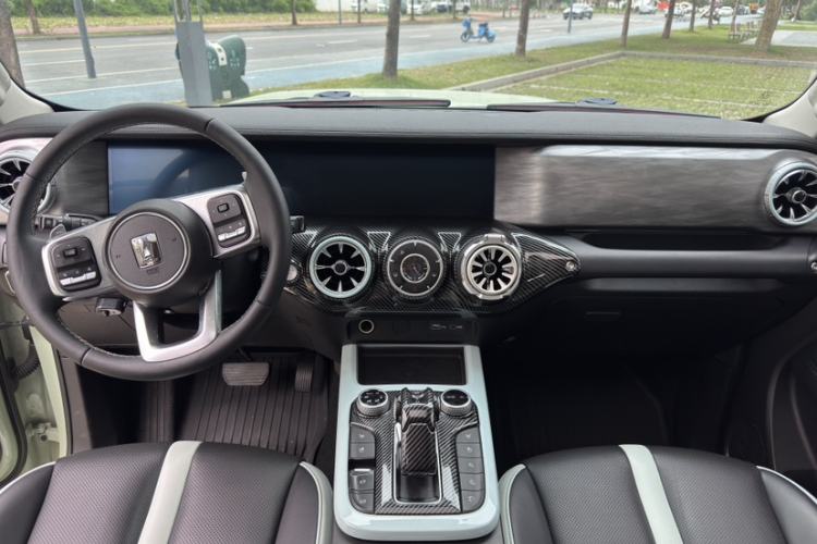 Used Tank 300 2021 City Edition 2.0T—Truly Stylish Interior 1