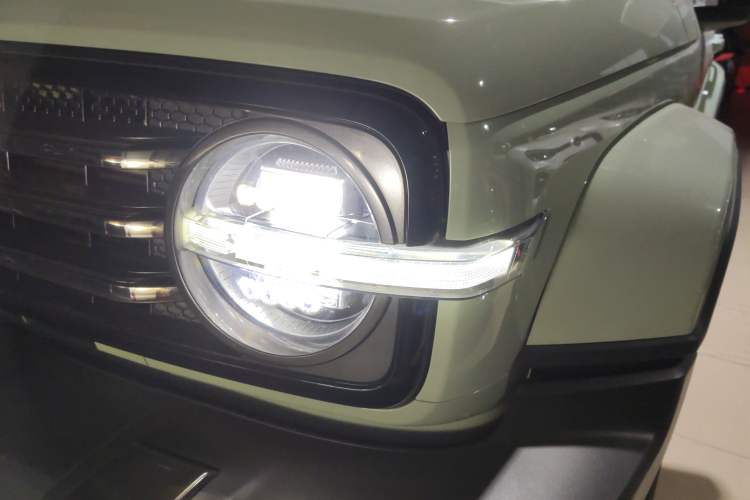 Used Tank 300 2021 City Edition 2.0T—Truly Stylish Left Front Headlight